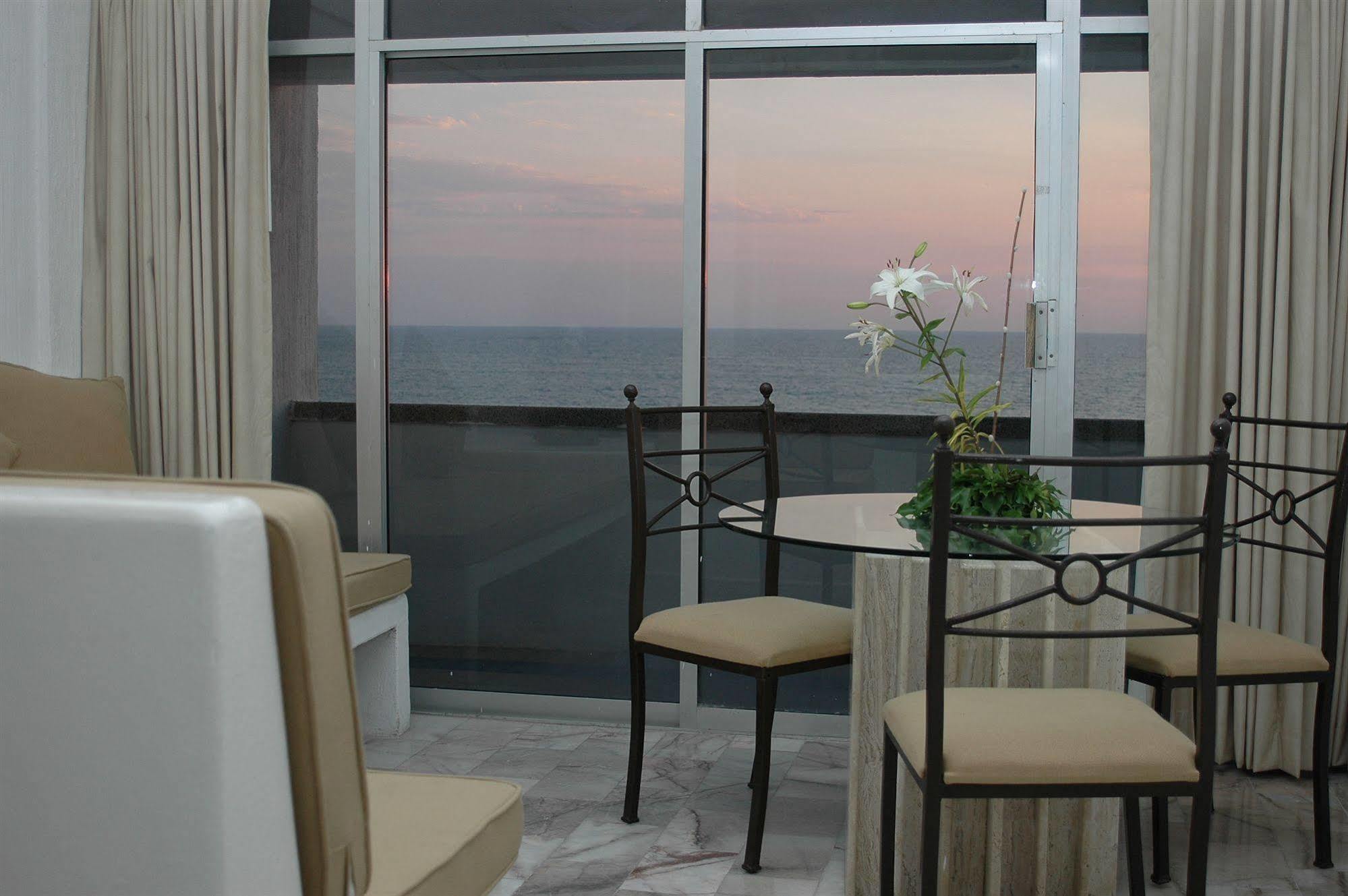 Hotel De Cima Mazatlán Extérieur photo